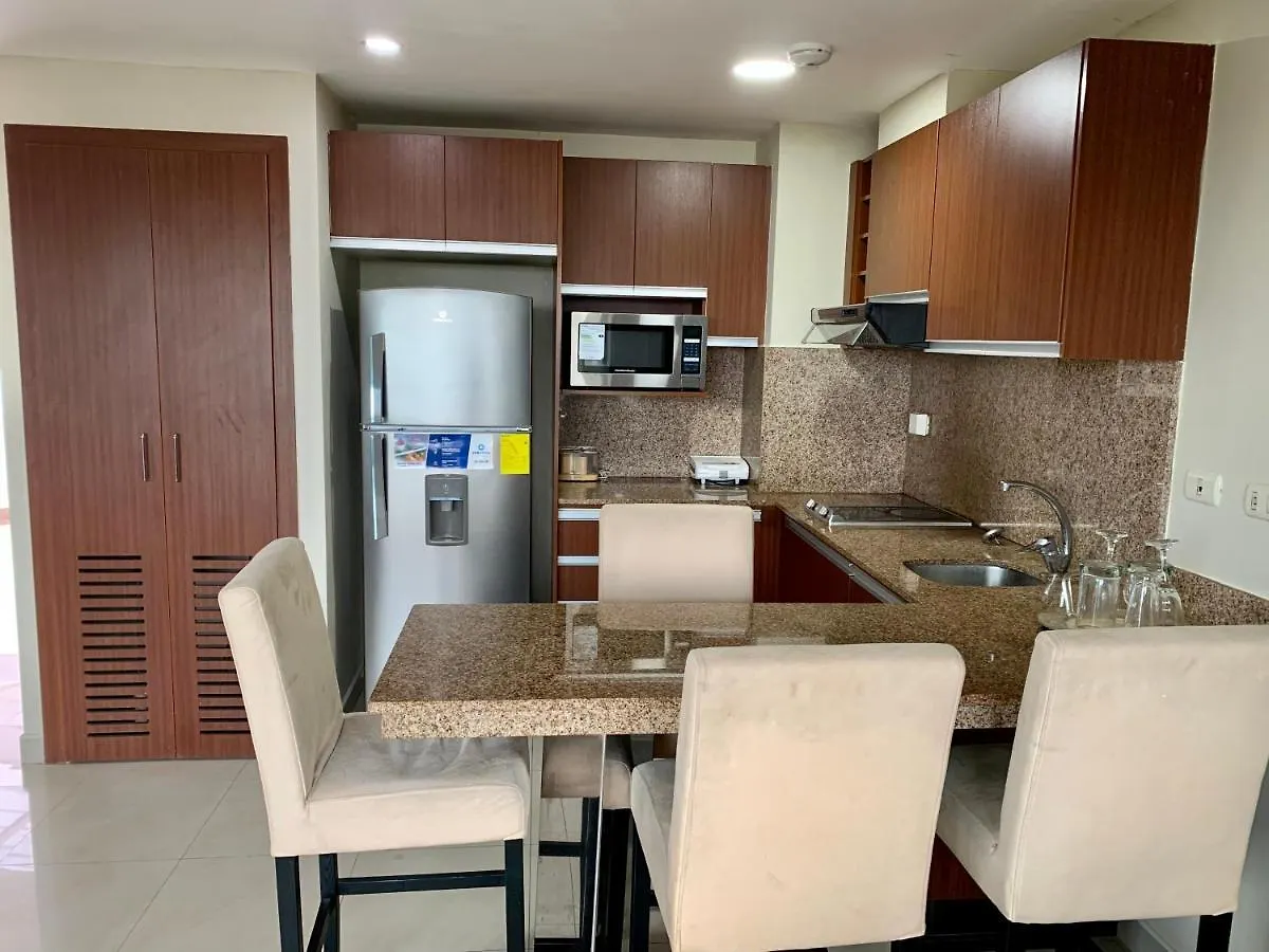 Gran Suite En Samborondon San Antonio Tornero 0*,  Ecuador